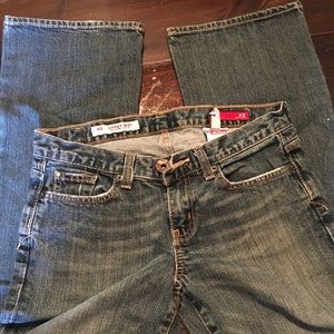 Express X2 jeans. Curvy W31 size 2 short (petite) Regular rise, boot cut.